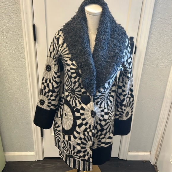 EUC Angel of the North Sweater Jacket - Picture 1 of 10